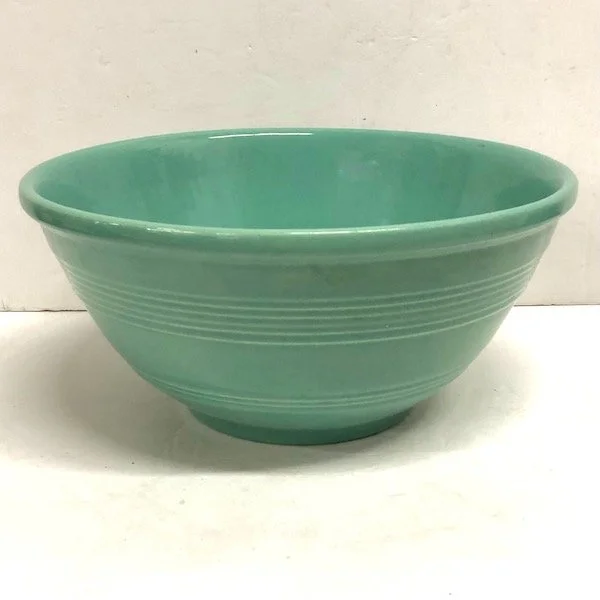Vintage Pacific Mixing Bowl 9R — Wells Antique Tile & Pottery